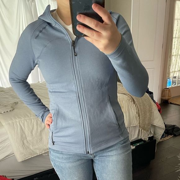 Peak Performance Blue Zip Up Jacket - Picture 1 of 10